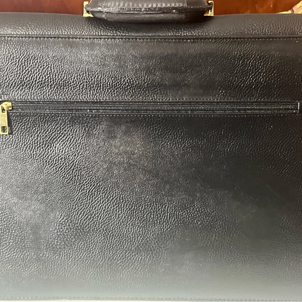Elegant Black Leather Men's Briefcase